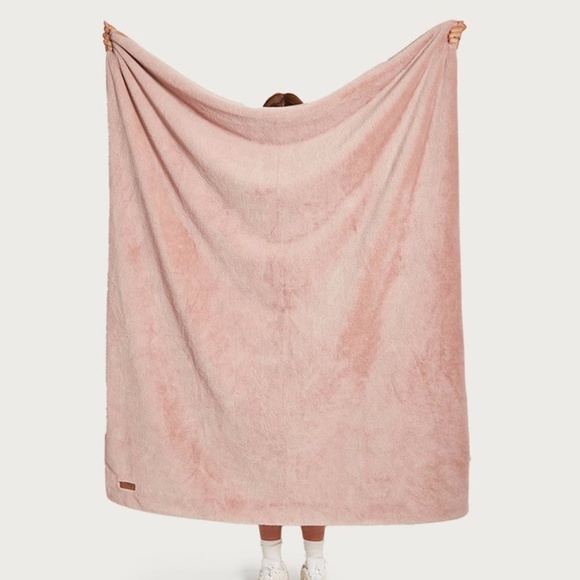 Unhide Bedding New Unhide Lil Marshmallow Faux Fur Blanket Throw